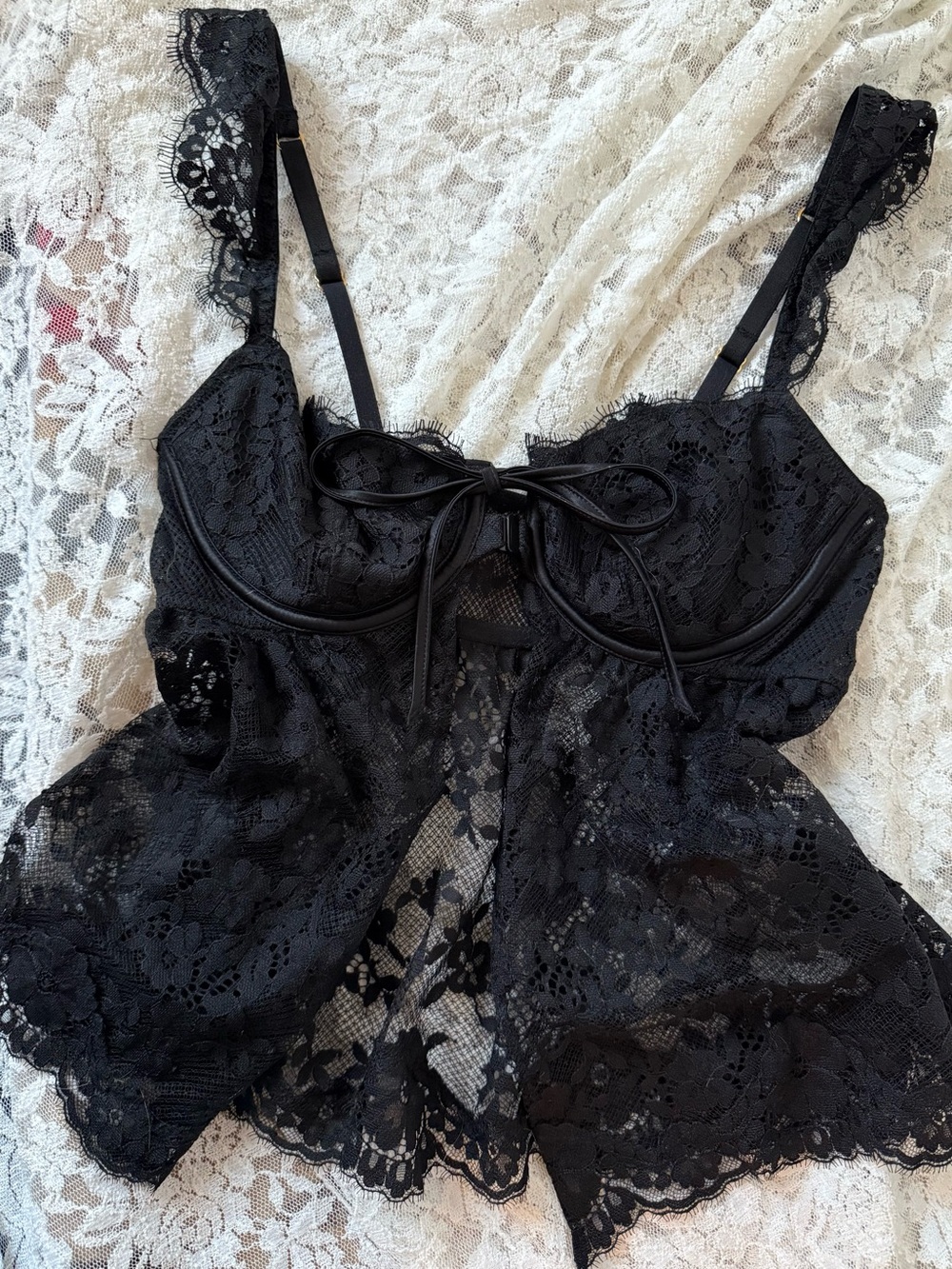 Victoria's Secret- Dream Angels Flyaway Bra Top